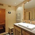 Chalet Convivial Proche Des Pistes Avec Parking - Fr-1-564-25 Courchevel