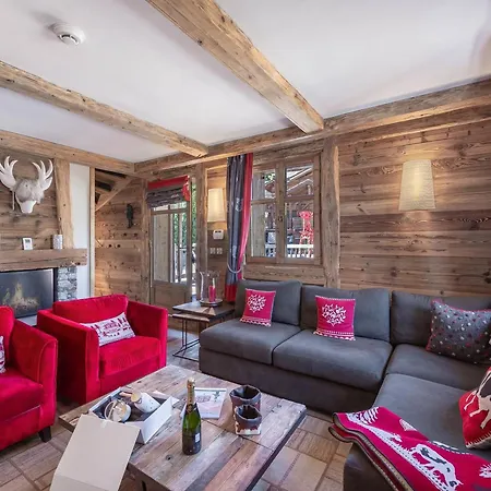 Convivial Proche Des Pistes Avec Parking - Fr-1-564-25 شاليه *